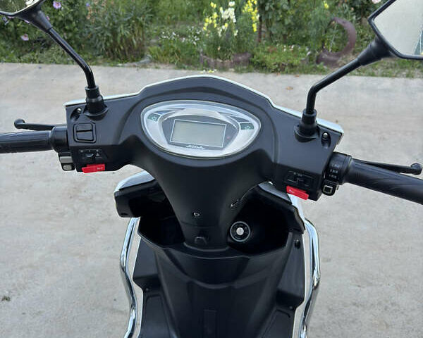 Белый AIMA Journey King, объемом двигателя 0 л и пробегом 15 тыс. км за 1132 $, фото 2 на Automoto.ua