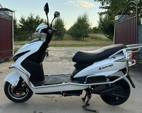 Белый AIMA Journey King, объемом двигателя 0 л и пробегом 15 тыс. км за 1132 $, фото 8 на Automoto.ua