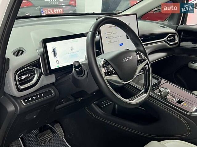 Белый AION V, объемом двигателя 0 л и пробегом 39 тыс. км за 22000 $, фото 10 на Automoto.ua