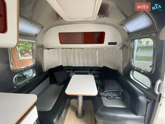 Сірий Airstream International, об'ємом двигуна 0 л та пробігом 1 тис. км за 69000 $, фото 4 на Automoto.ua
