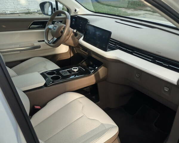 Белый Aiways U5, объемом двигателя 0 л и пробегом 28 тыс. км за 17800 $, фото 12 на Automoto.ua