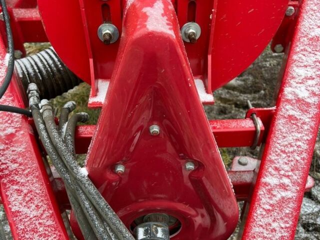 Красный Alcor 10, объемом двигателя 0 л и пробегом 0 тыс. км за 17995 $, фото 1 на Automoto.ua