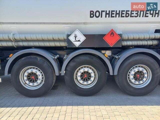 Белый Ali Riza Usta Бензовоз, объемом двигателя 0 л и пробегом 0 тыс. км за 54000 $, фото 5 на Automoto.ua