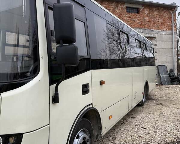 Бежевый Ataman A092H6, объемом двигателя 5.19 л и пробегом 268 тыс. км за 48000 $, фото 3 на Automoto.ua