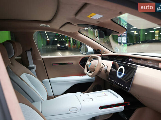 Белый Avatr 07, объемом двигателя 0 л и пробегом 1 тыс. км за 47900 $, фото 16 на Automoto.ua