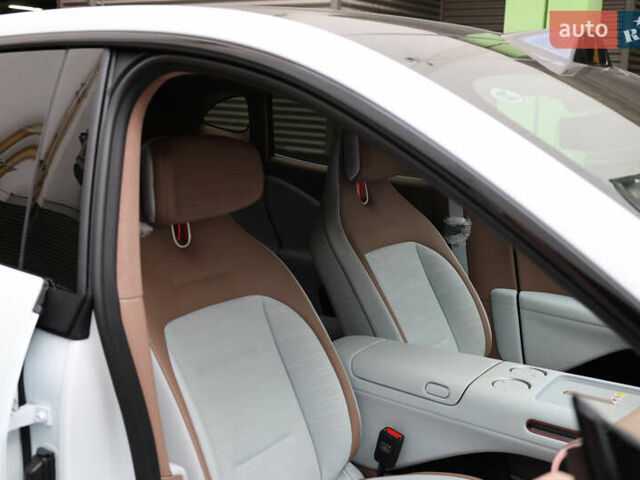 Белый Avatr 07, объемом двигателя 0 л и пробегом 1 тыс. км за 47900 $, фото 22 на Automoto.ua