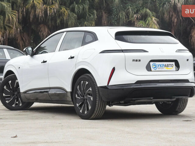 Avatr 07, об'ємом двигуна 0 л та пробігом 0 тис. км за 40200 $, фото 7 на Automoto.ua