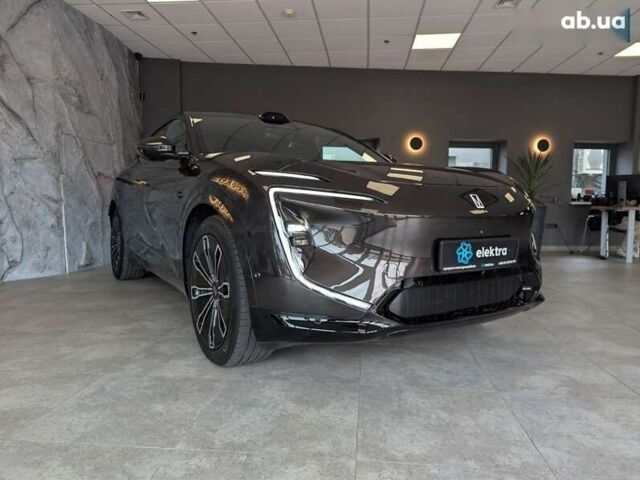 Avatr 07, объемом двигателя 0 л и пробегом 1 тыс. км за 45900 $, фото 2 на Automoto.ua