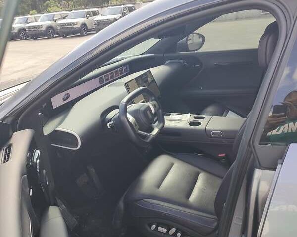 Сірий Avatr 07, об'ємом двигуна 0 л та пробігом 14 тис. км за 37500 $, фото 8 на Automoto.ua