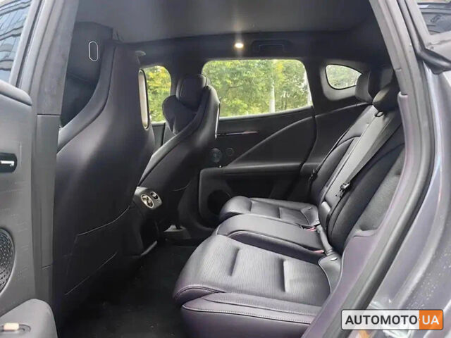 Сірий Avatr 07, об'ємом двигуна 0 л та пробігом 0 тис. км за 33700 $, фото 12 на Automoto.ua