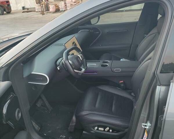 Сірий Avatr 07, об'ємом двигуна 0 л та пробігом 12 тис. км за 37500 $, фото 7 на Automoto.ua