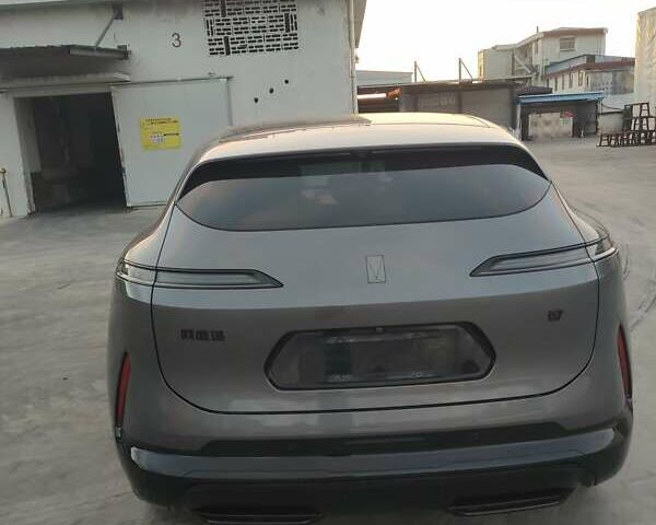 Сірий Avatr 07, об'ємом двигуна 0 л та пробігом 12 тис. км за 37500 $, фото 4 на Automoto.ua