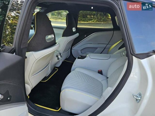 Белый Avatr 11, объемом двигателя 0 л и пробегом 13 тыс. км за 41000 $, фото 63 на Automoto.ua