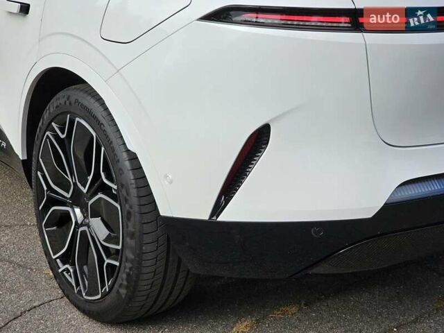 Белый Avatr 11, объемом двигателя 0 л и пробегом 13 тыс. км за 41000 $, фото 17 на Automoto.ua