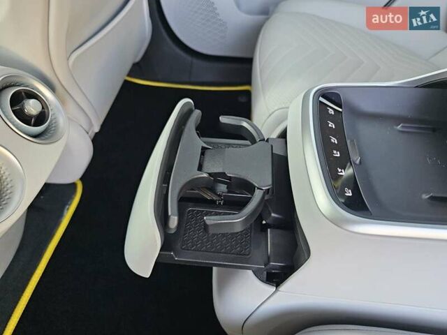 Белый Avatr 11, объемом двигателя 0 л и пробегом 13 тыс. км за 41000 $, фото 71 на Automoto.ua