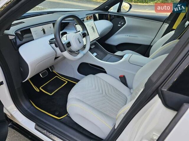 Белый Avatr 11, объемом двигателя 0 л и пробегом 13 тыс. км за 41000 $, фото 31 на Automoto.ua