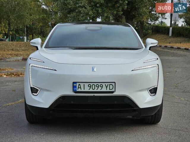Белый Avatr 11, объемом двигателя 0 л и пробегом 13 тыс. км за 41000 $, фото 3 на Automoto.ua