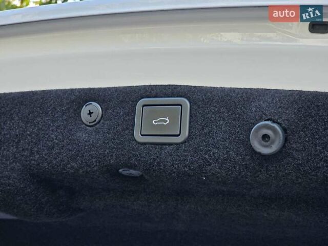 Белый Avatr 11, объемом двигателя 0 л и пробегом 13 тыс. км за 41000 $, фото 25 на Automoto.ua