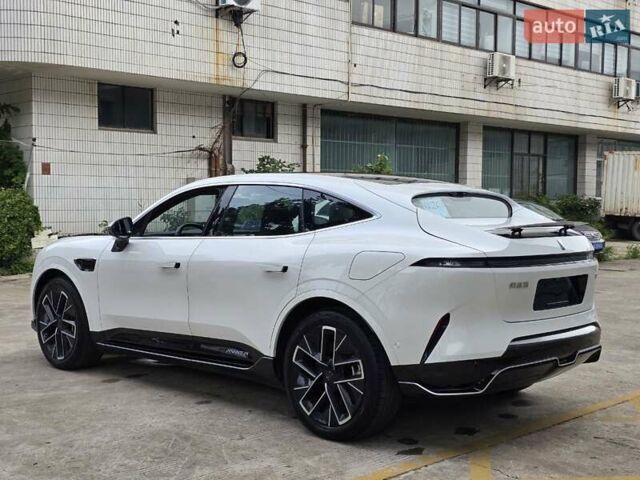 Білий Avatr 11, об'ємом двигуна 0 л та пробігом 7 тис. км за 44800 $, фото 3 на Automoto.ua
