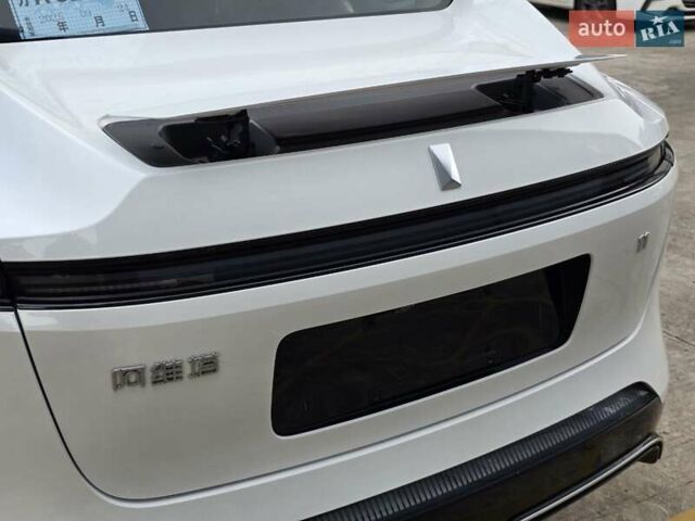 Білий Avatr 11, об'ємом двигуна 0 л та пробігом 7 тис. км за 44800 $, фото 8 на Automoto.ua