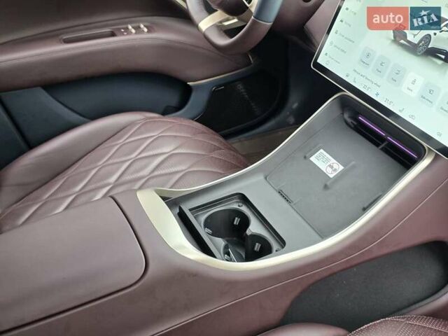 Білий Avatr 11, об'ємом двигуна 0 л та пробігом 7 тис. км за 44800 $, фото 16 на Automoto.ua