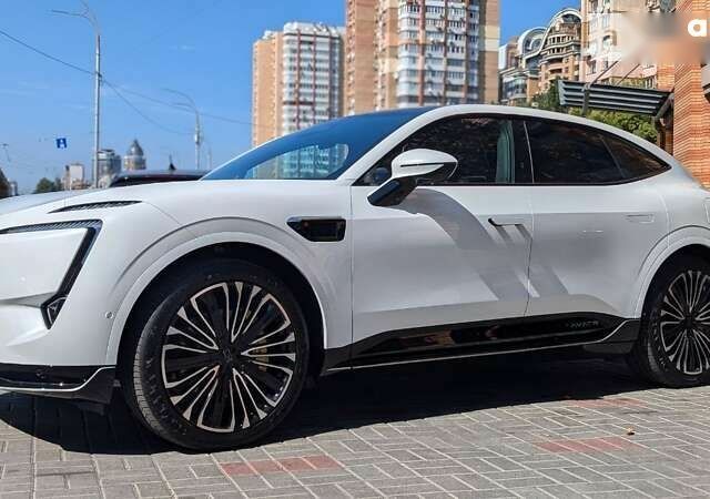 Avatr 11, объемом двигателя 0 л и пробегом 6 тыс. км за 46999 $, фото 29 на Automoto.ua