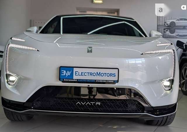 Avatr 11, объемом двигателя 0 л и пробегом 6 тыс. км за 46999 $, фото 7 на Automoto.ua