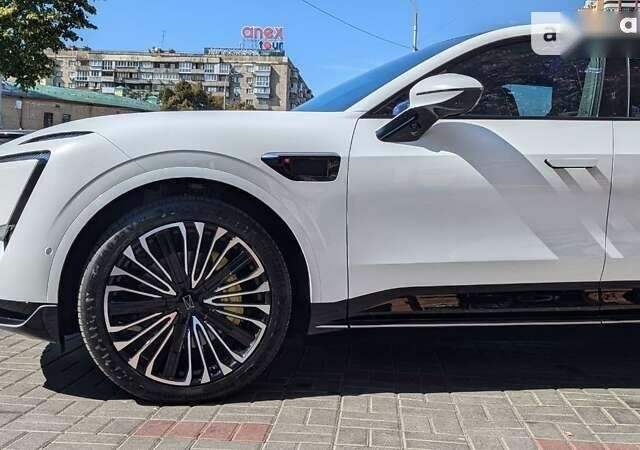 Avatr 11, объемом двигателя 0 л и пробегом 6 тыс. км за 46999 $, фото 28 на Automoto.ua