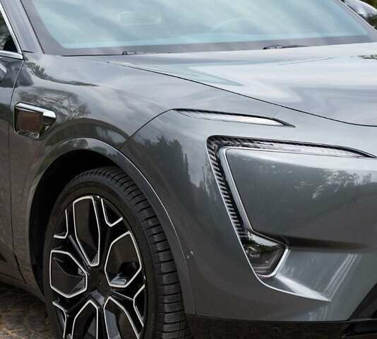 Серый Avatr 11, объемом двигателя 0 л и пробегом 27 тыс. км за 40500 $, фото 9 на Automoto.ua