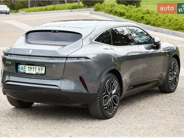 Серый Avatr 11, объемом двигателя 0 л и пробегом 27 тыс. км за 40500 $, фото 2 на Automoto.ua