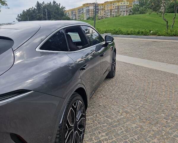 Серый Avatr 11, объемом двигателя 0 л и пробегом 27 тыс. км за 40500 $, фото 3 на Automoto.ua