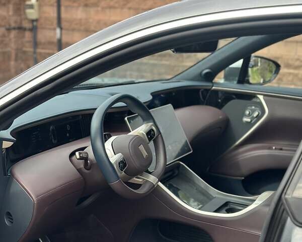 Сірий Avatr 11, об'ємом двигуна 0 л та пробігом 13 тис. км за 45700 $, фото 5 на Automoto.ua