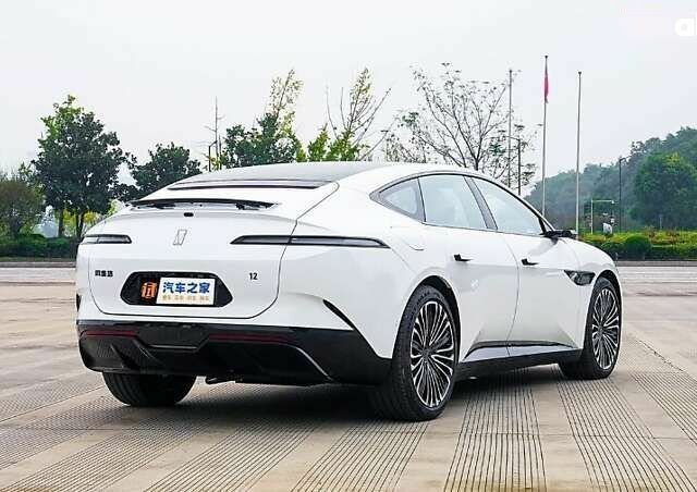 Avatr 12, об'ємом двигуна 0 л та пробігом 1 тис. км за 45499 $, фото 3 на Automoto.ua