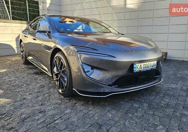 Серый Avatr 12, объемом двигателя 0 л и пробегом 1 тыс. км за 59500 $, фото 1 на Automoto.ua