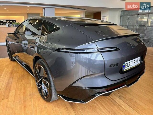 Avatr 12 2024 у Дніпро (Дніпропетровську) на Automoto.ua Сірий Avatr 12, об'ємом двигуна 0 л та пробігом 1 тис. км за 55000 $, фото 3 на Automoto.ua