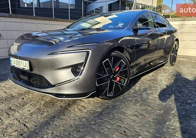 Серый Avatr 12, объемом двигателя 0 л и пробегом 1 тыс. км за 59500 $, фото 5 на Automoto.ua