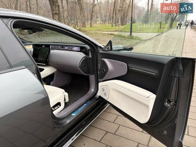 Сірий Avatr 12, об'ємом двигуна 0 л та пробігом 18 тис. км за 50999 $, фото 6 на Automoto.ua