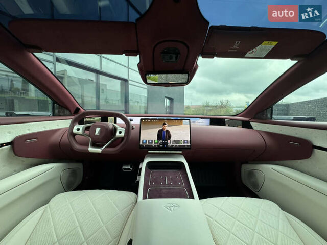 Сірий Avatr 12, об'ємом двигуна 0 л та пробігом 1 тис. км за 75000 $, фото 26 на Automoto.ua
