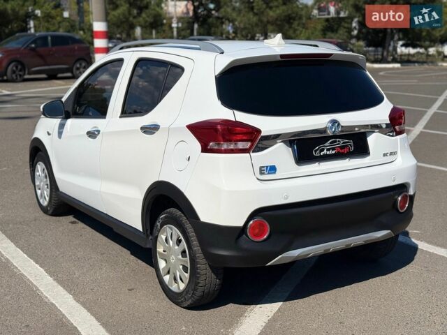 Белый BAIC EC200, объемом двигателя 0 л и пробегом 42 тыс. км за 6500 $, фото 8 на Automoto.ua