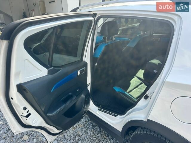 Белый BAIC EC3, объемом двигателя 0 л и пробегом 38 тыс. км за 7900 $, фото 24 на Automoto.ua