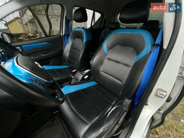 Белый BAIC EC3, объемом двигателя 0 л и пробегом 58 тыс. км за 6500 $, фото 14 на Automoto.ua