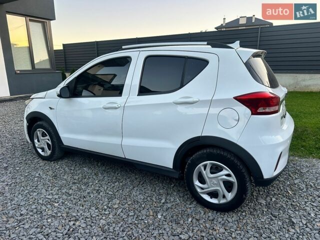 Белый BAIC EC3, объемом двигателя 0 л и пробегом 38 тыс. км за 7900 $, фото 4 на Automoto.ua