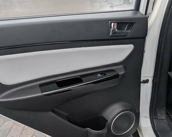 Белый BAIC EC5, объемом двигателя 0 л и пробегом 54 тыс. км за 12500 $, фото 13 на Automoto.ua