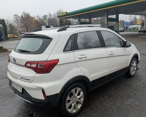 Белый BAIC EC5, объемом двигателя 0 л и пробегом 54 тыс. км за 12500 $, фото 6 на Automoto.ua