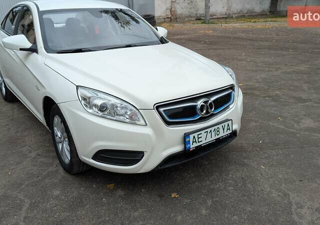 Білий BAIC EU260, об'ємом двигуна 0 л та пробігом 22 тис. км за 10000 $, фото 2 на Automoto.ua