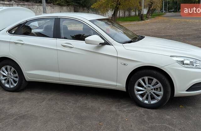 Білий BAIC EU260, об'ємом двигуна 0 л та пробігом 22 тис. км за 10000 $, фото 17 на Automoto.ua