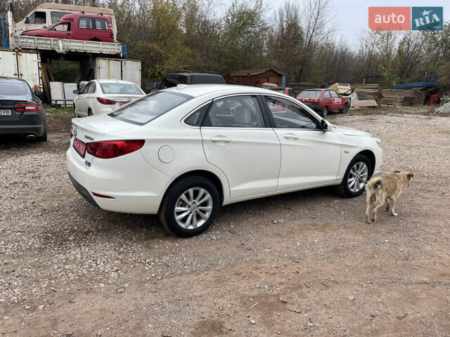 BAIC EU260, объемом двигателя 0 л и пробегом 31 тыс. км за 10000 $, фото 5 на Automoto.ua