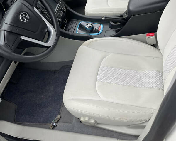 BAIC EU260, объемом двигателя 0 л и пробегом 31 тыс. км за 10000 $, фото 16 на Automoto.ua