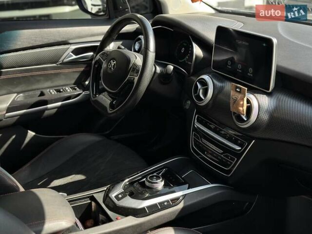 Черный BAIC EU5, объемом двигателя 0 л и пробегом 95 тыс. км за 14000 $, фото 14 на Automoto.ua