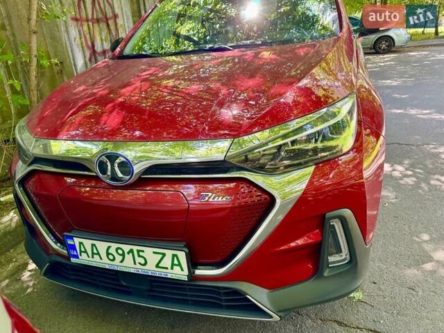 Красный BAIC EX5, объемом двигателя 0 л и пробегом 22 тыс. км за 15000 $, фото 2 на Automoto.ua